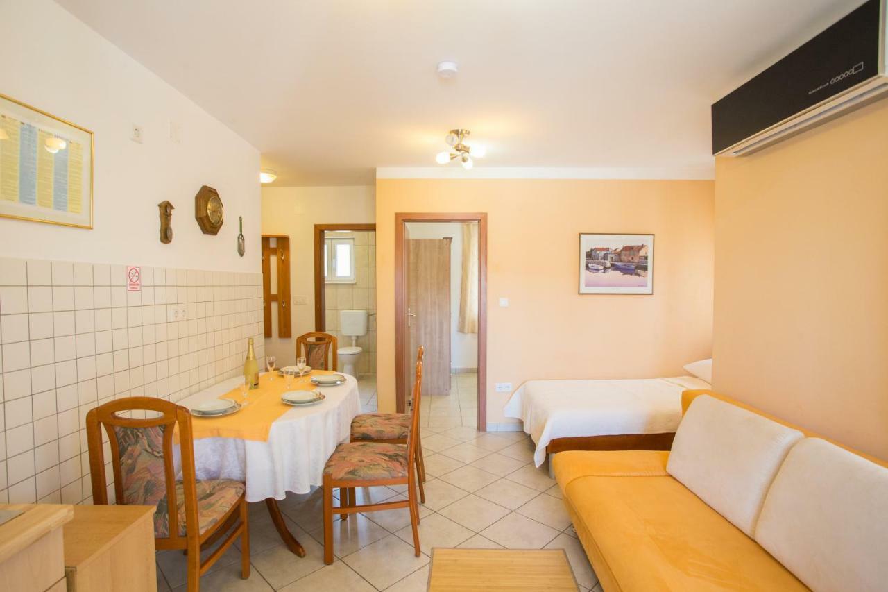 Apartment Smuljic فربوسكا المظهر الخارجي الصورة